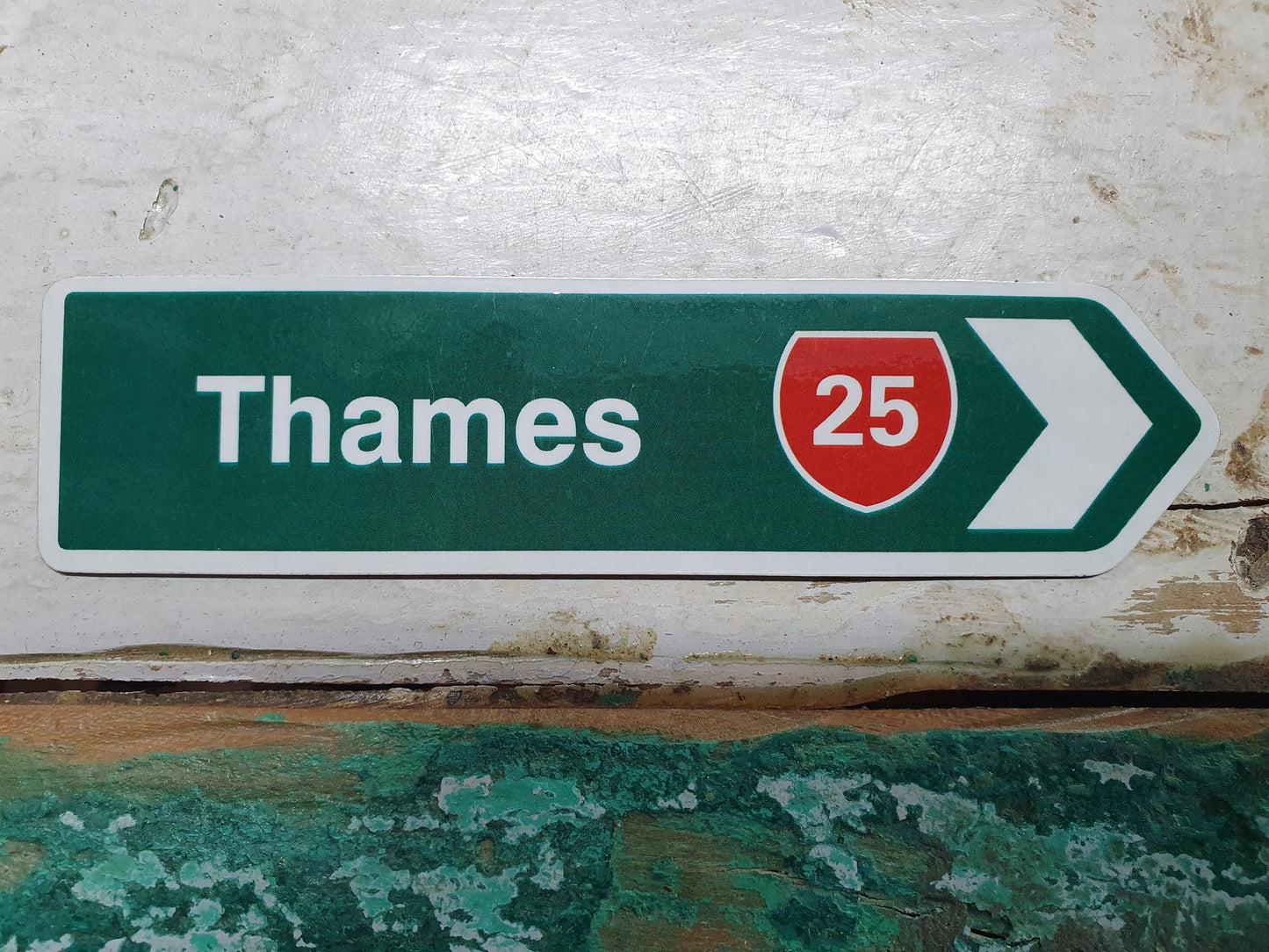 Magnet Road Signs - Thames
