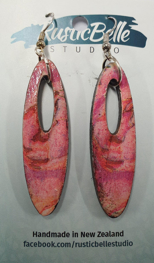 Rusticbelle Earrings - Pink Oval
